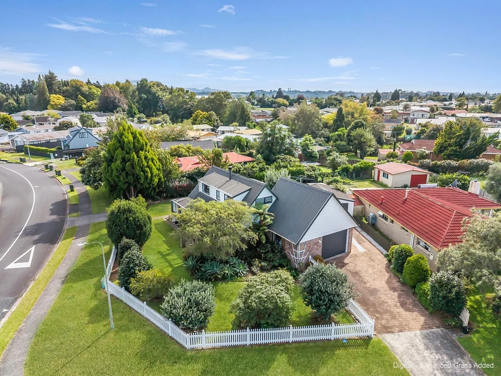 Katikati 3 Slaapkamer XL Land & Storage - Great Central Location