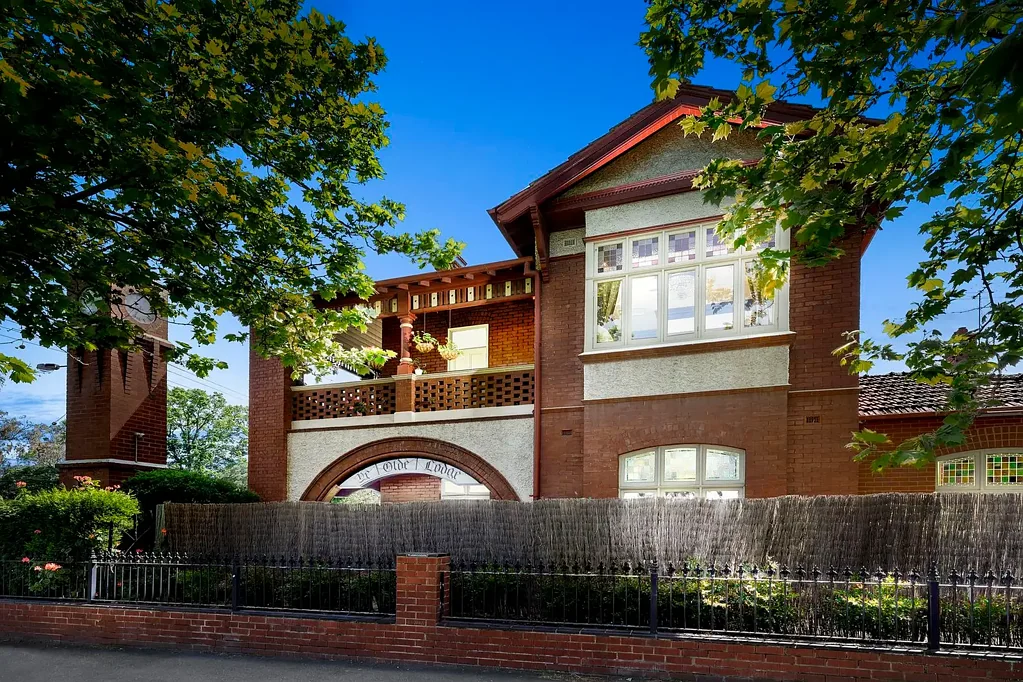 Stylish and Convenient Studio Apartment in Brunswick