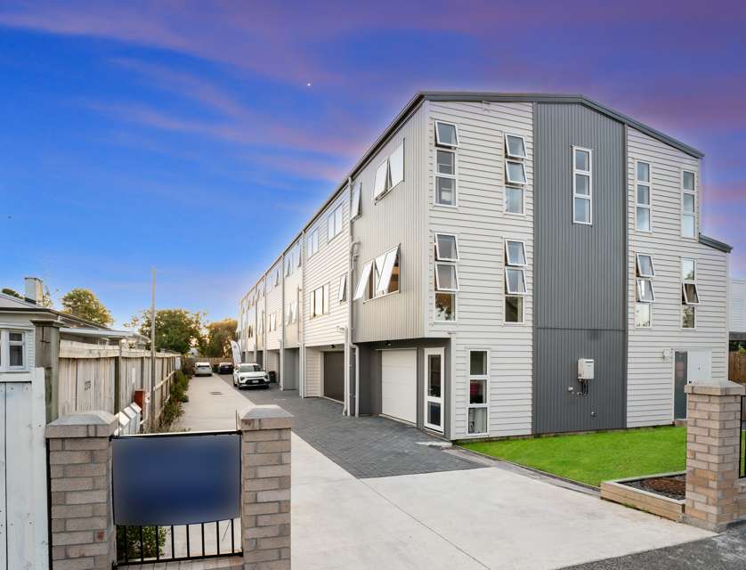 1,2,8/273 Mt Albert Road, Sandringham, Auckland City, Auckland, 4部屋, 3バスルーム, Townhouse
