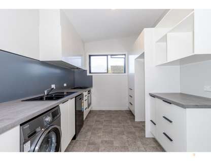 8a Holmes Street, Waimate, Canterbury, 2房, 1浴, Flat