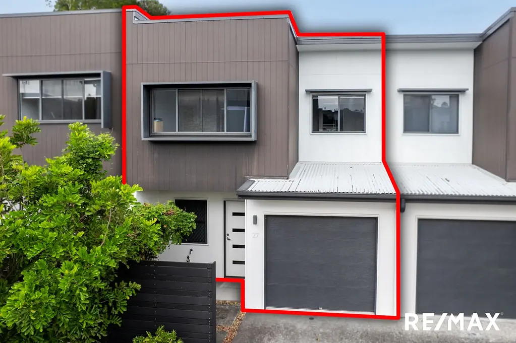 Nambour 3બેડરૂમ Discover Modern Living at Image Place in Nambour!