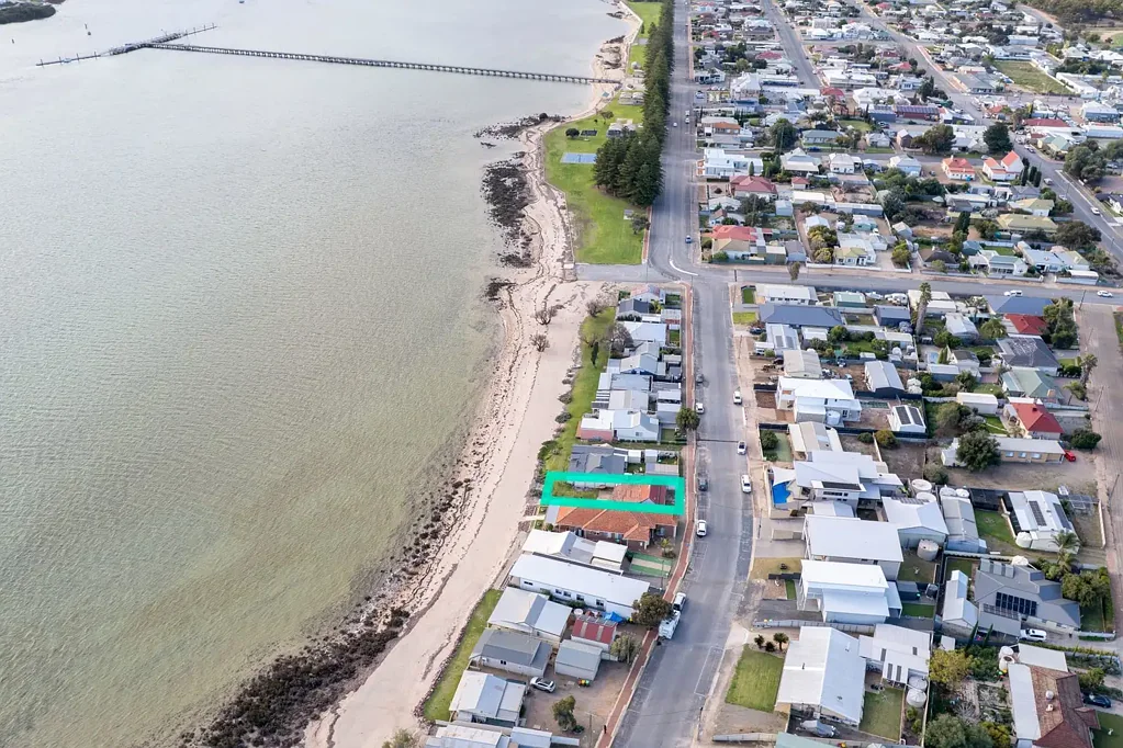 Port Broughton 2房  Well Kept Beachfront Shack with Stunning Views