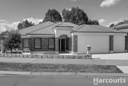 151 Pebble Beach Boulevard, Meadow Springs