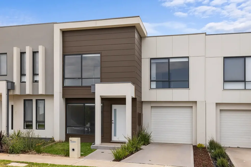 10 Langer Road, Deanside, VIC 3336