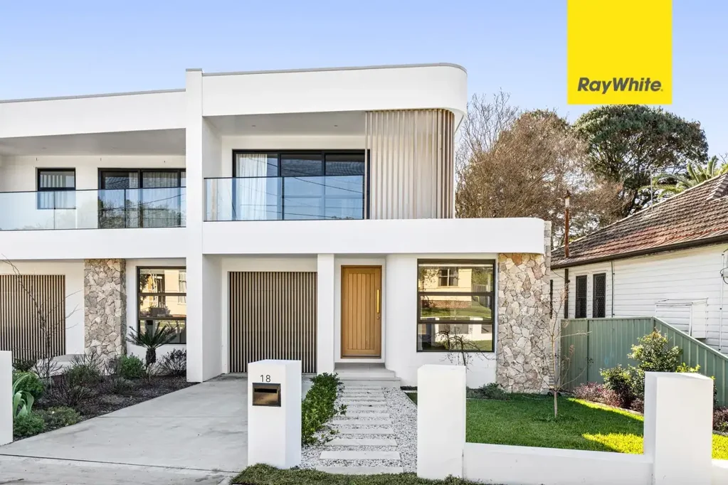 Near New Family Oasis - Walk to Shops, Cafes & Transport