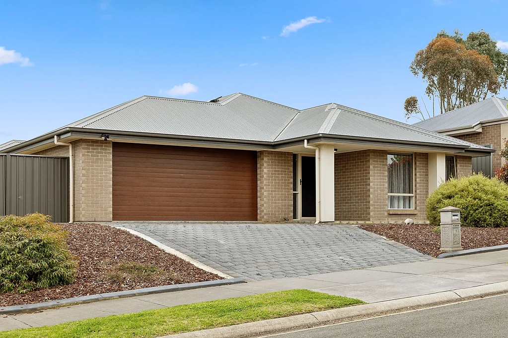18 Bradford Street, Mount Barker, SA 5251