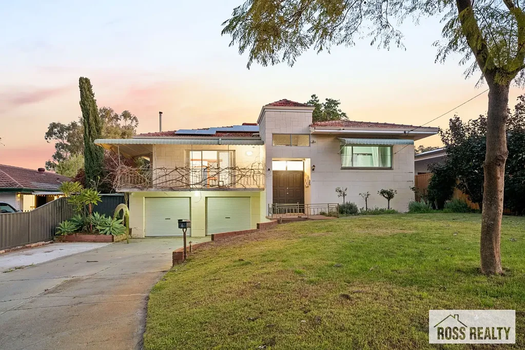 SPACIOUS FAMILY HOME WITH MODERN UPDATES & GARDEN CARE INCLUDED