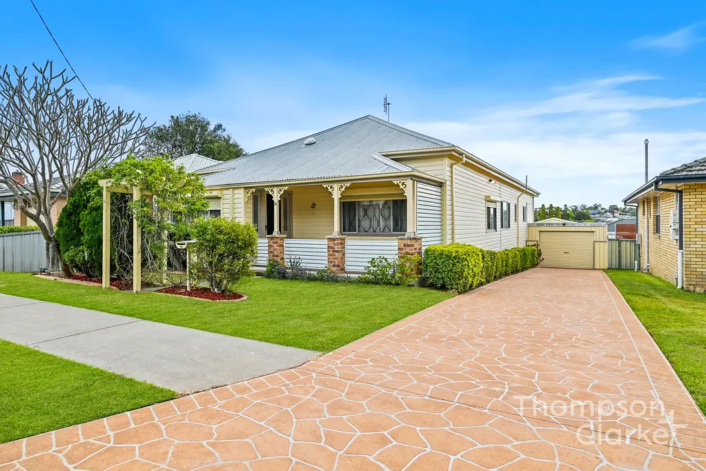 Maitland 4બેડરૂમ Four-Bedroom Family Home with Alfresco Living + Dual Living Zones