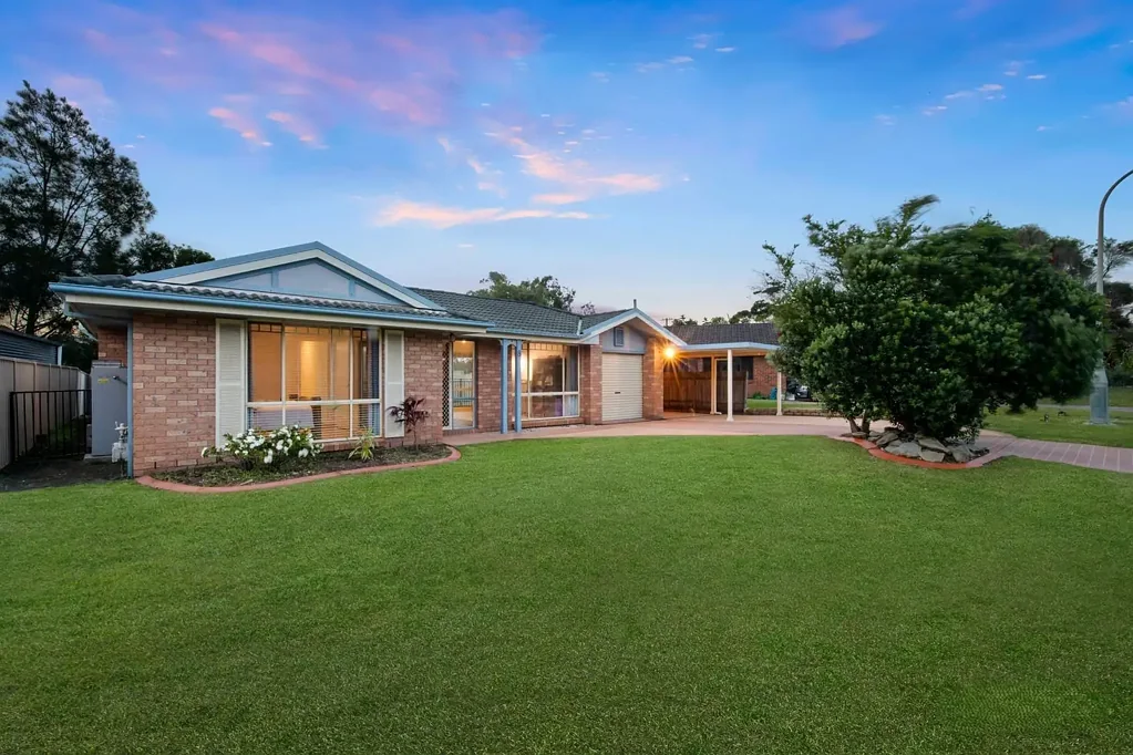 Forresters Beach 3房  Low-Maintenance Coastal Living in a Peaceful Cul-de-Sac