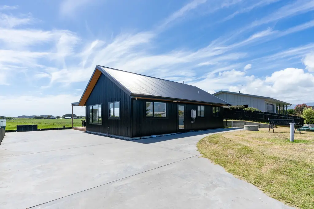 7 Sand Dune Grove, Waikawa Beach, Horowhenua, Manawatu-Wanganui