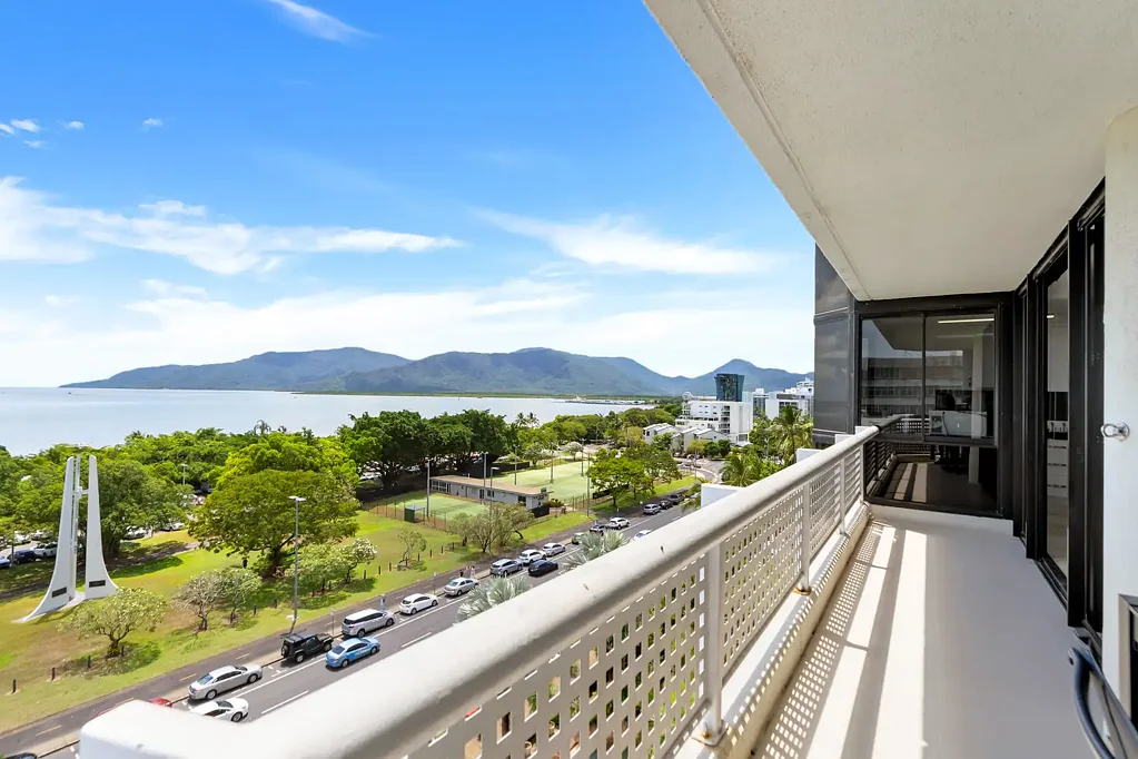 82/219-225 Abbott Street, Cairns North, QLD 4870