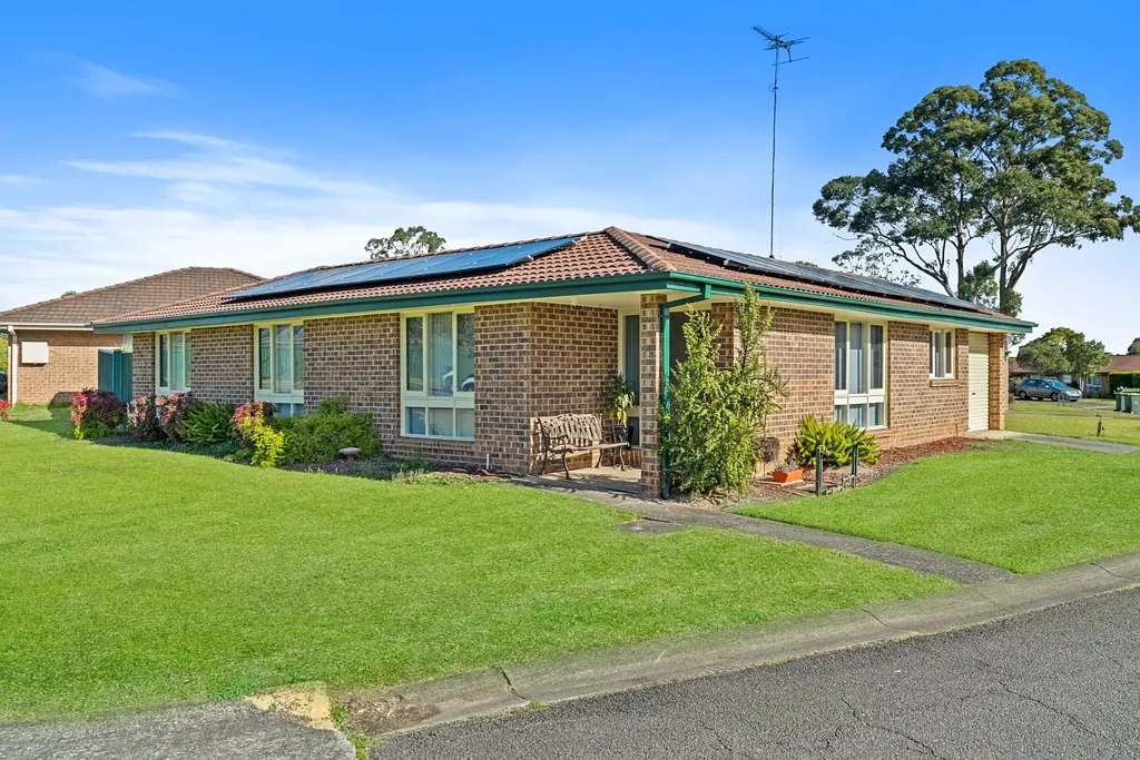 28/7 Hanlon Close, Minto, NSW 2566