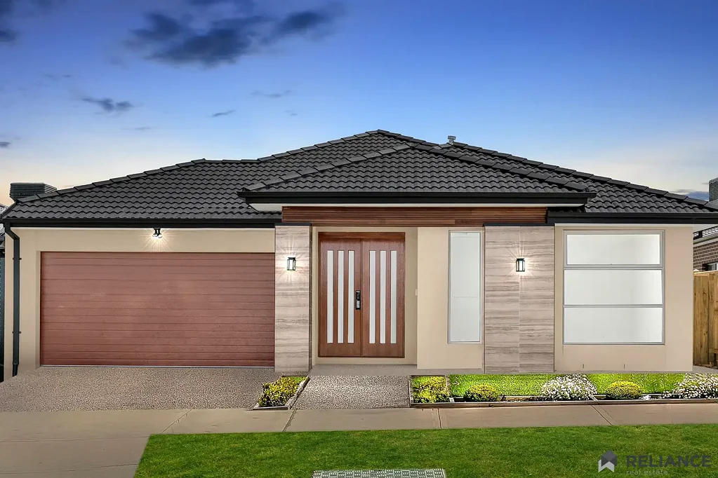 Donnybrook 4 Bedroom Modern Family Home in Prime Donnybrook Location