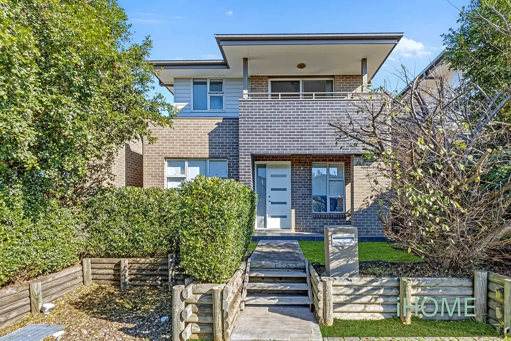 North Kellyville 4chambre Spacious, Stylish & Designed for Modern Family Living
