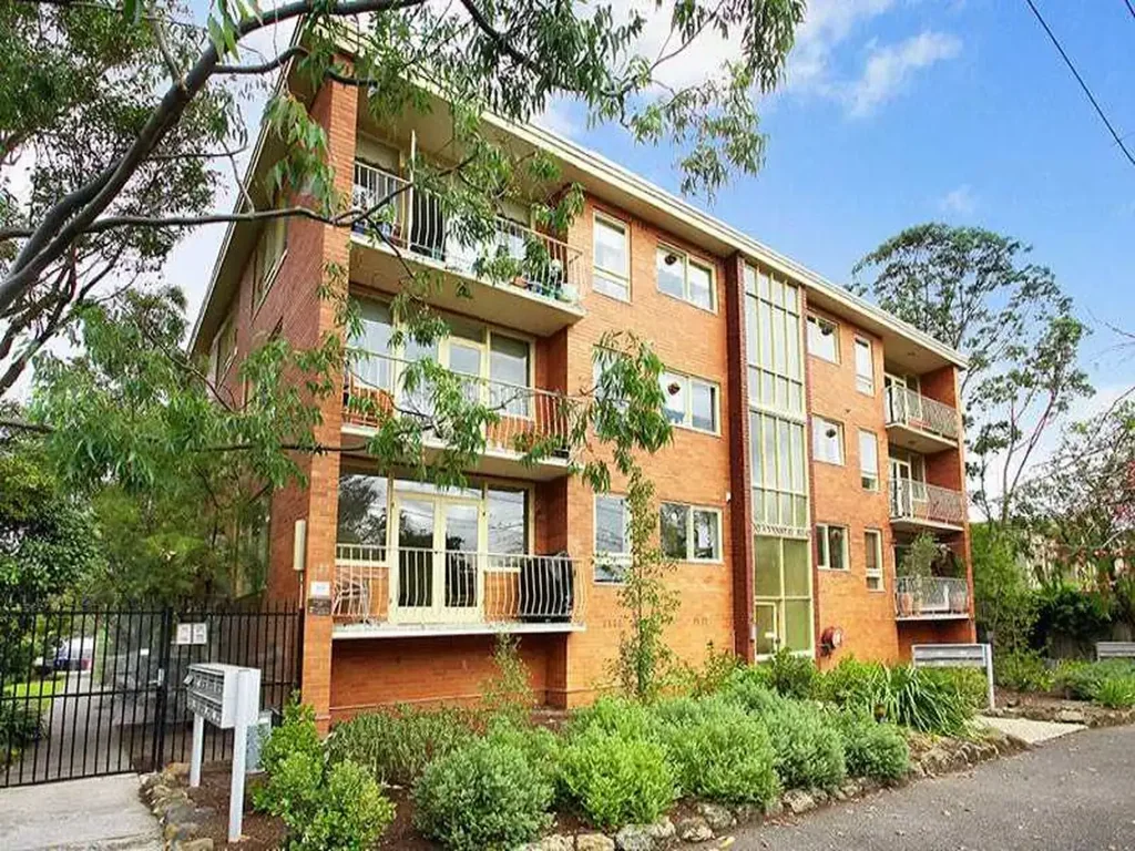 Freshly Refreshed Apartment in a Premier Prahran Location