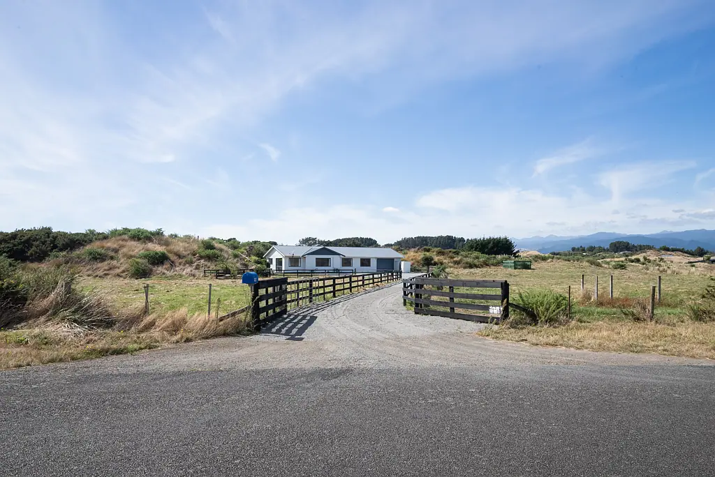 118 Strathnaver Drive, Waikawa Beach, Horowhenua, Manawatu-Wanganui