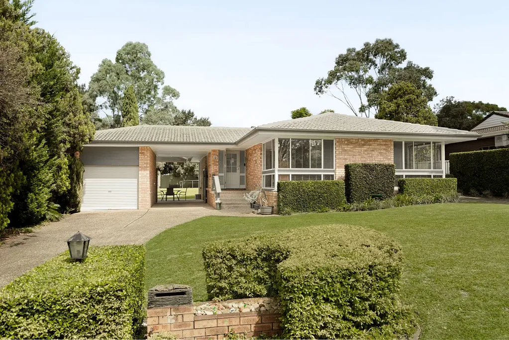 17 Griffiths Avenue, Camden South, NSW 2570