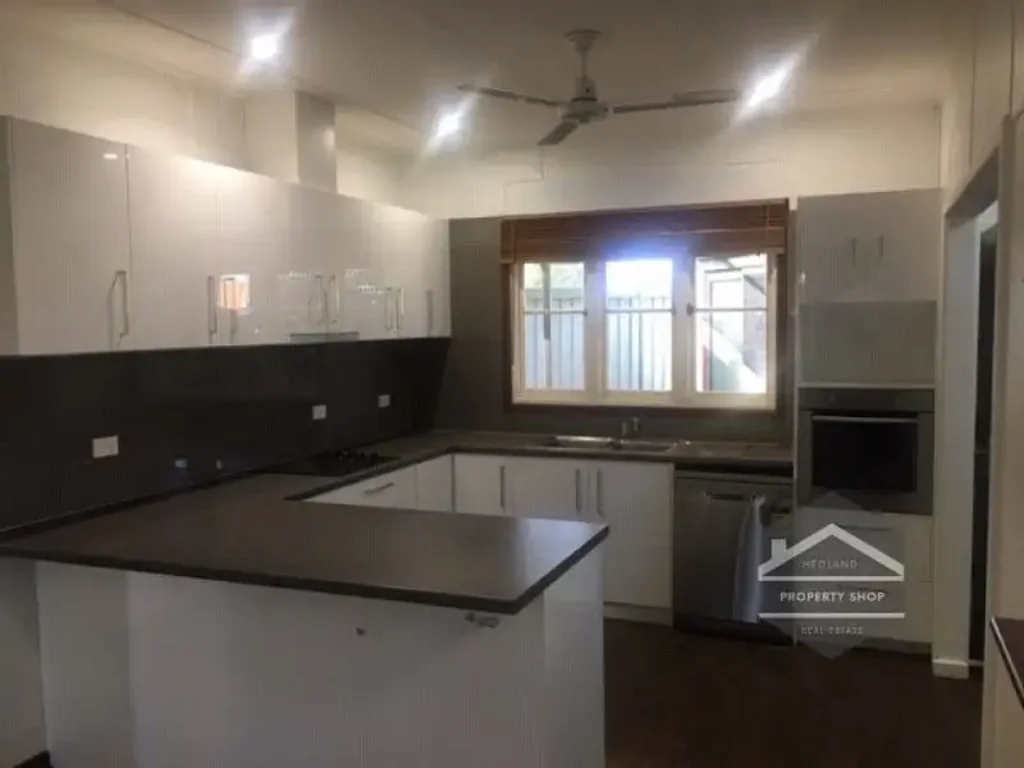 Fully Fenced 3x1 Home