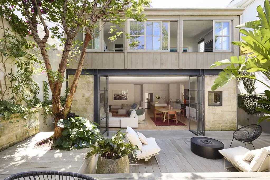 Watsons Bay 5બેડરૂમ A Harbourside Treasure Where Maritime History Meets Artistic Legacy, 300m to Camp Cove Beach