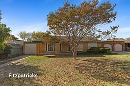 41 Pinaroo Drive, Glenfield Park