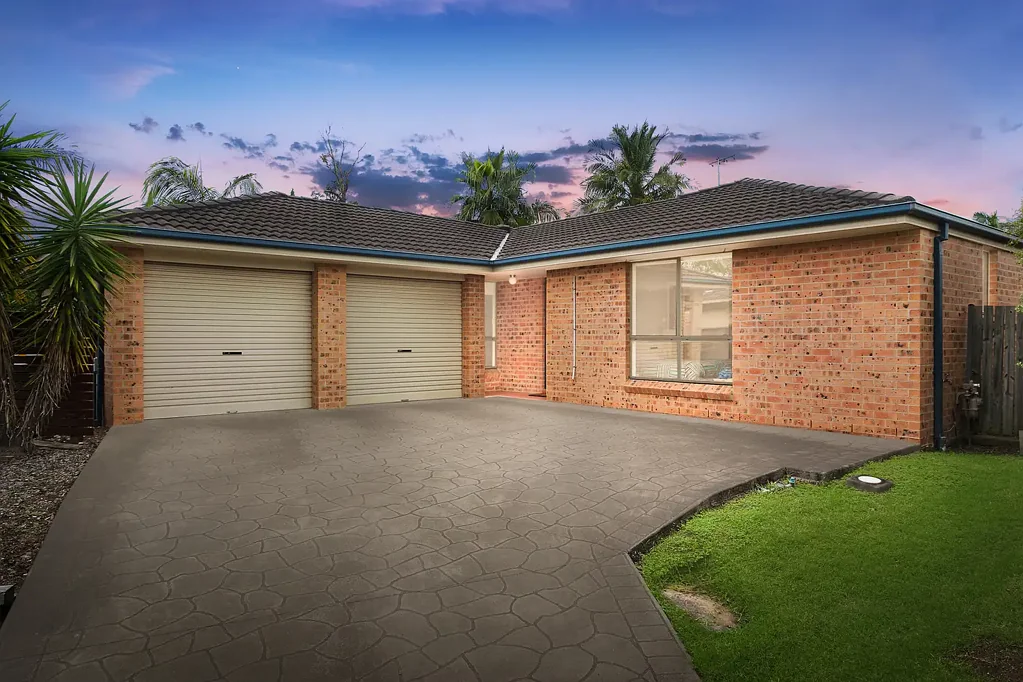 7 Augusta Close, Watanobbi, NSW 2259