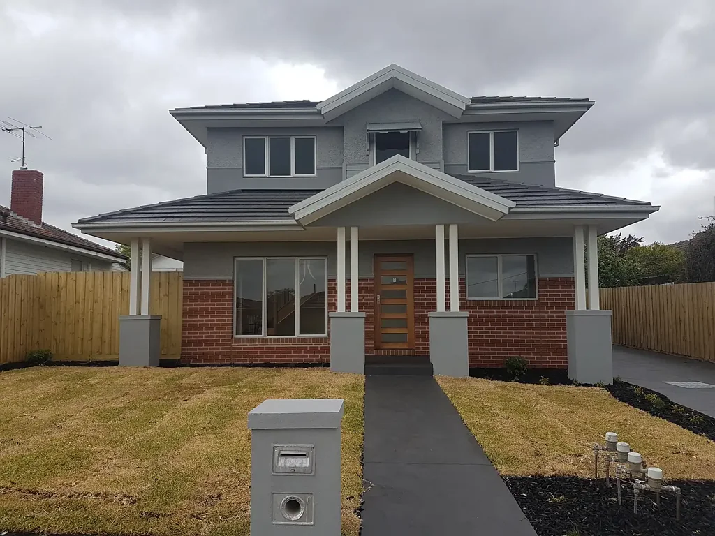 Modern & Low-Maintenance Living