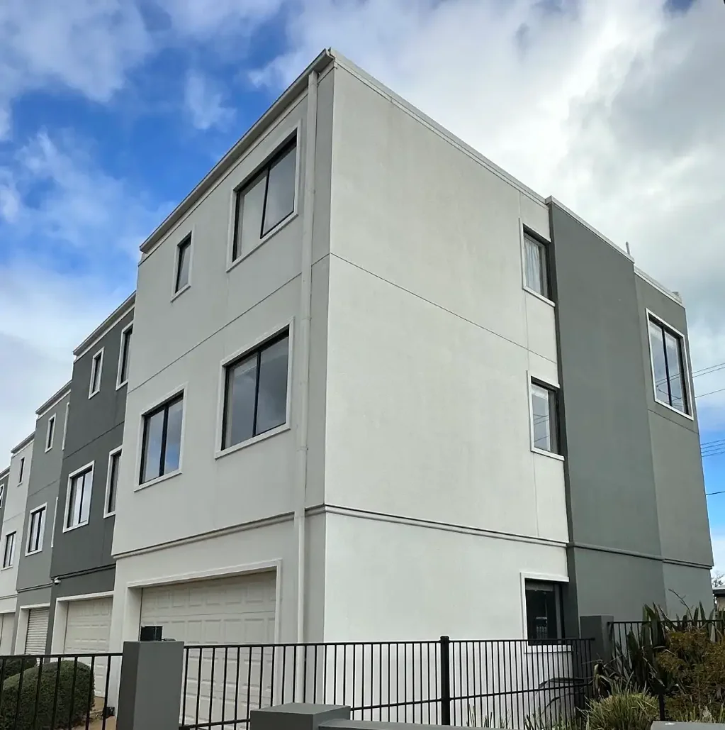 Recently updated 3-bedroom apartment with Bay views.