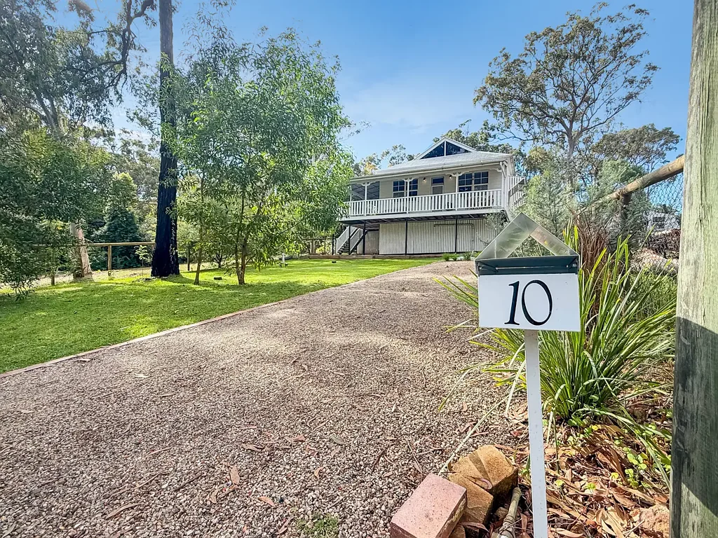 Macleay Island 3બેડરૂમ "Templeton" – Timeless Queensland Charm on Macleay Island