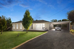 51 Dava Drive, Mornington