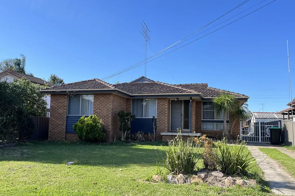 Spacious Family Home with Extra Living Areas!