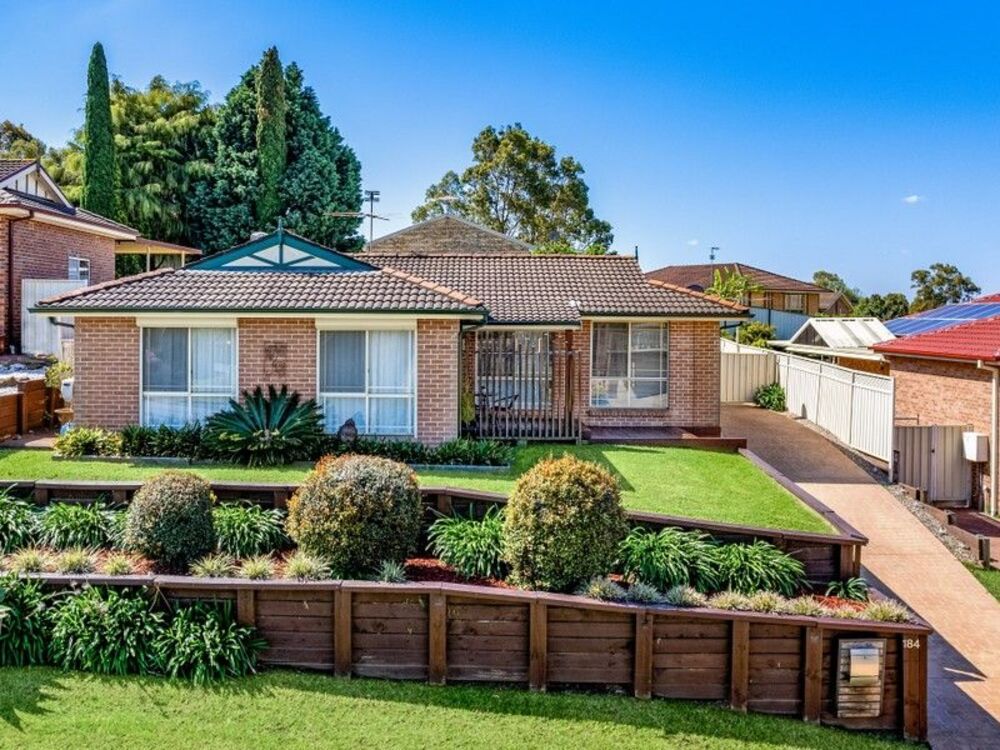 184 WELLING DR, MOUNT ANNAN NSW 2567, 0房, 0浴, House