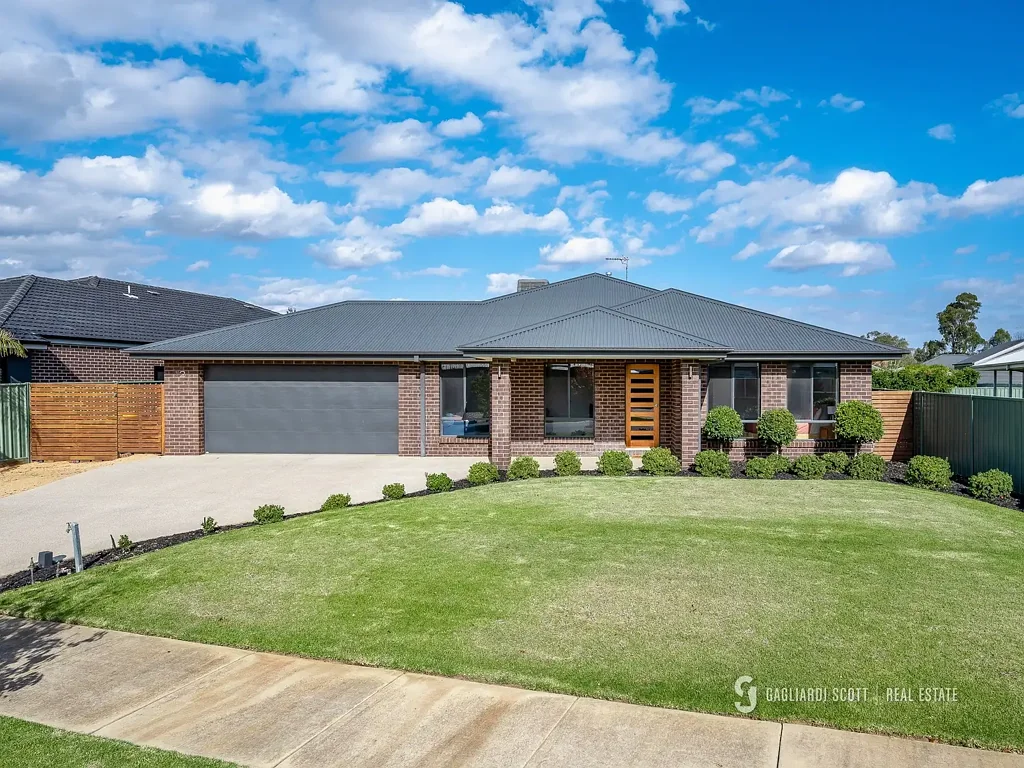 12 Warbler Street, Kialla, VIC 3631