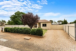 1 Railway Crescent, Evanston