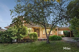 3 Ravenswood Avenue, Ivanhoe East