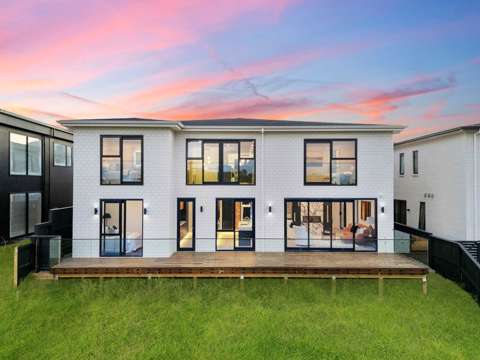 Flat Bush 8房  3,240 Sqm Lifestyle Land Area & 470 Sqm Floor Size