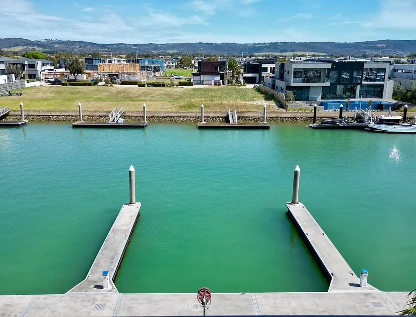 201/8 Anchor Place, Safety Beach, Mornington Peninsula, 3房, 2浴, Apartment