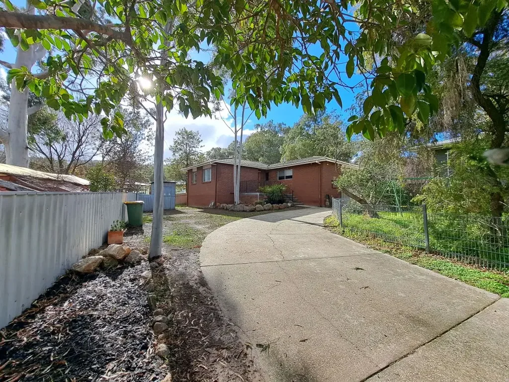5 Acacia Place, West Albury, NSW 2640