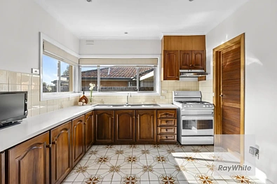 11 Heather Avenue, Thomastown, VIC 3074, 3 Bedrooms, 1 Bathrooms, House