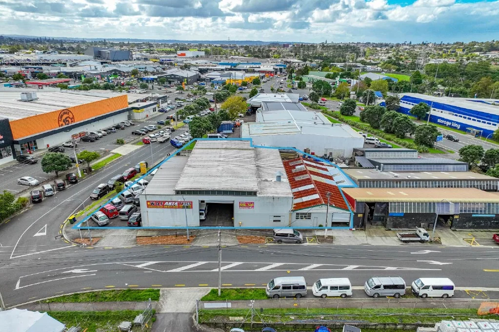 New Lynn High‑Profile Freehold Industrial Investment