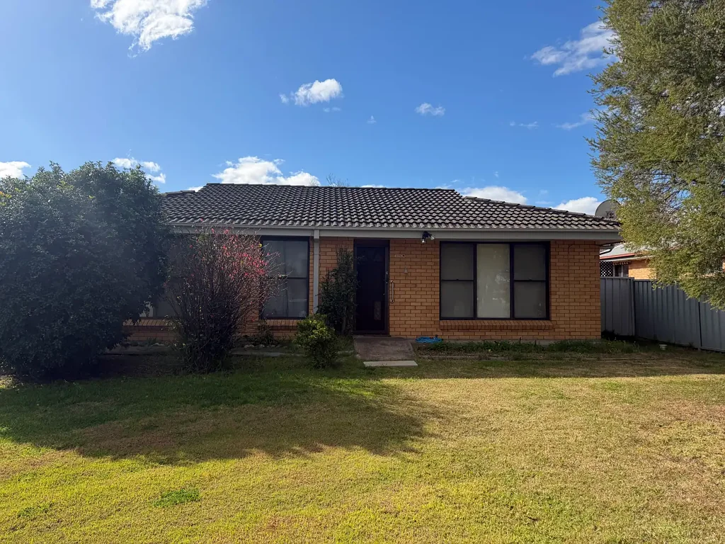 Low-Maintenance Home - Walk to Town!