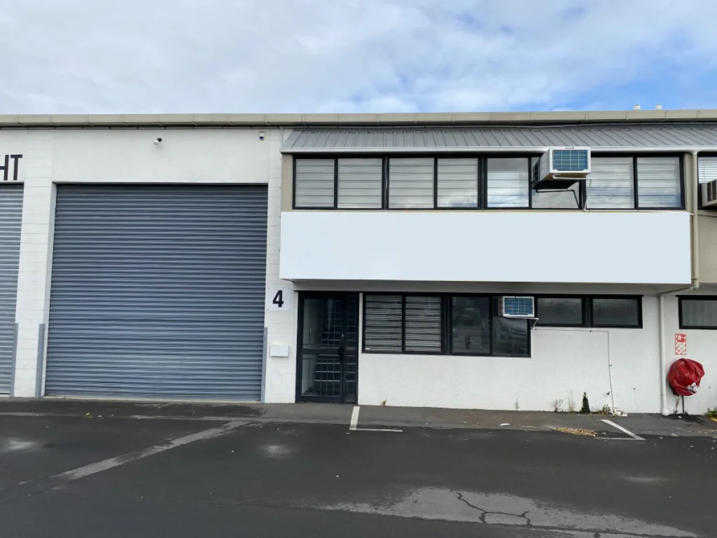 Ellerslie Ellerslie Industrial Unit with Modern Office & Warehouse