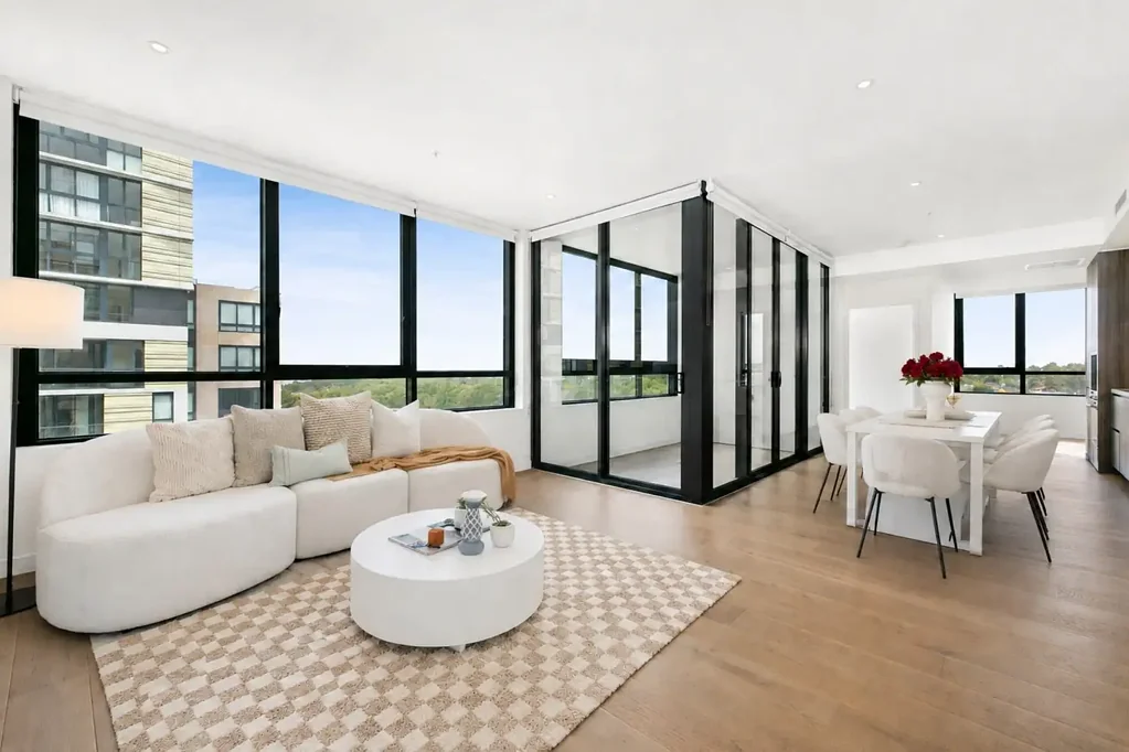 Macquarie Park 1Kwarto A RARE OPPORTUNITY LUXURY 1 BEDROOM + 1 HUGE STUDY ROOM WITH WINDOWS AND SLIDING DOOR/2ND BEDROOM OR GUEST ROOM | CITY SKYLINE VIEW | WINTER GARDEN