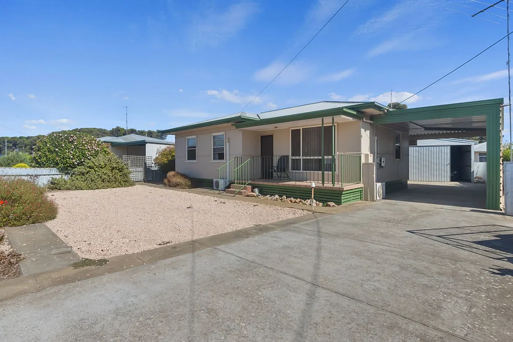 Yorketown 3 Bedroom Affordable ideal Investment or first home!