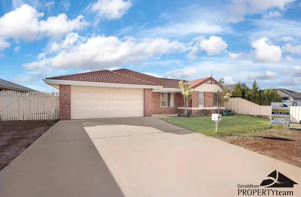 7 Colonen Street, Wandina, WA 6530