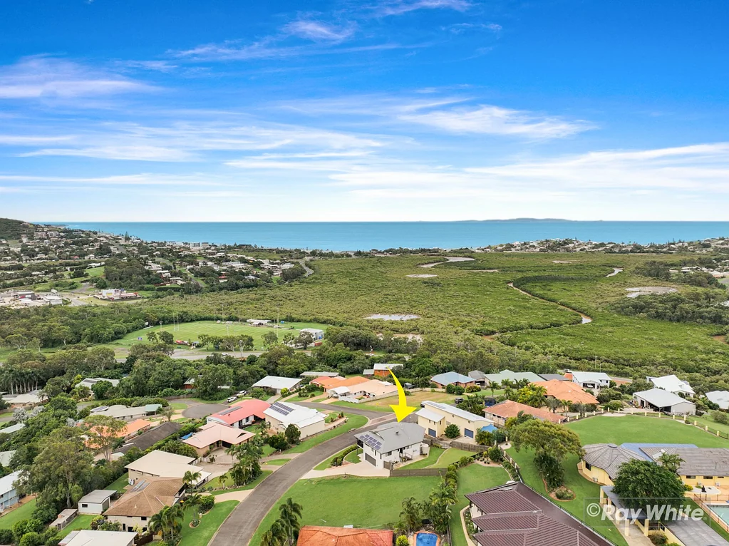 Taroomball 4房  Unmatched Views & Coastal Living - Just Minutes from Yeppoon's Heart!