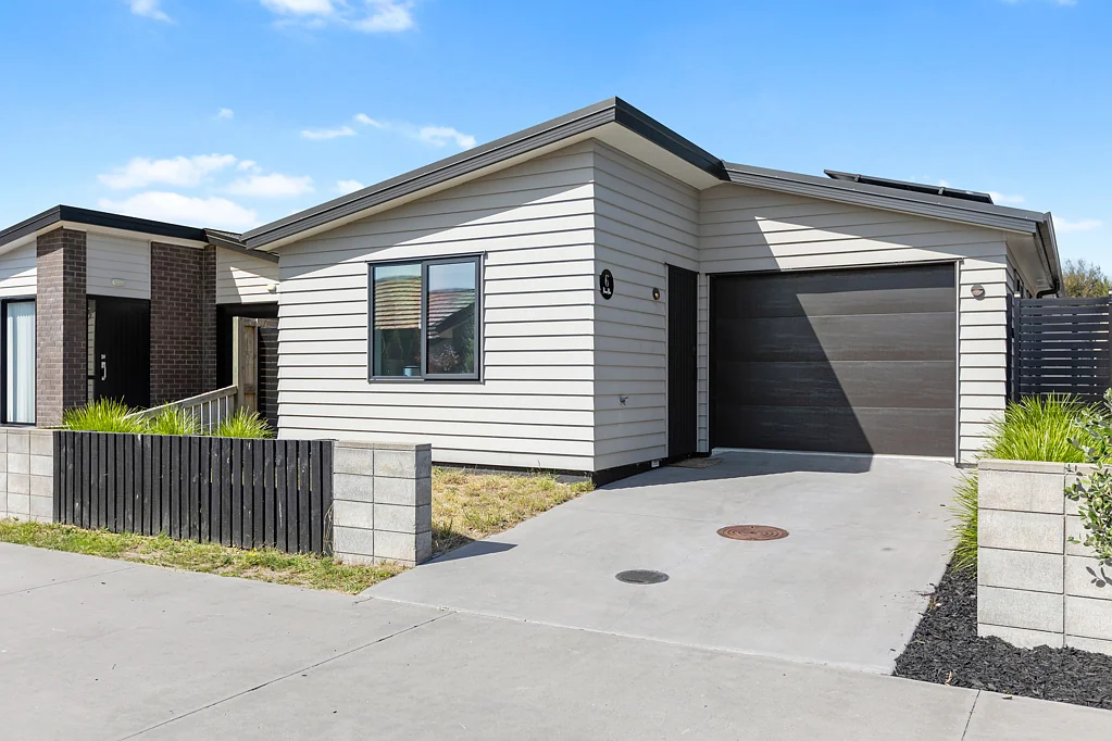 Papamoa 3 Bedroom Stop Scrolling! This is THE ONE!