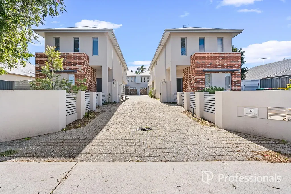 Double Storey Sophistication in Bassendean!!!