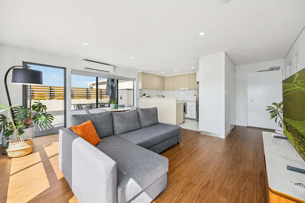 Gungahlin 1Zimmer Light-Filled Living In Central Gungahlin