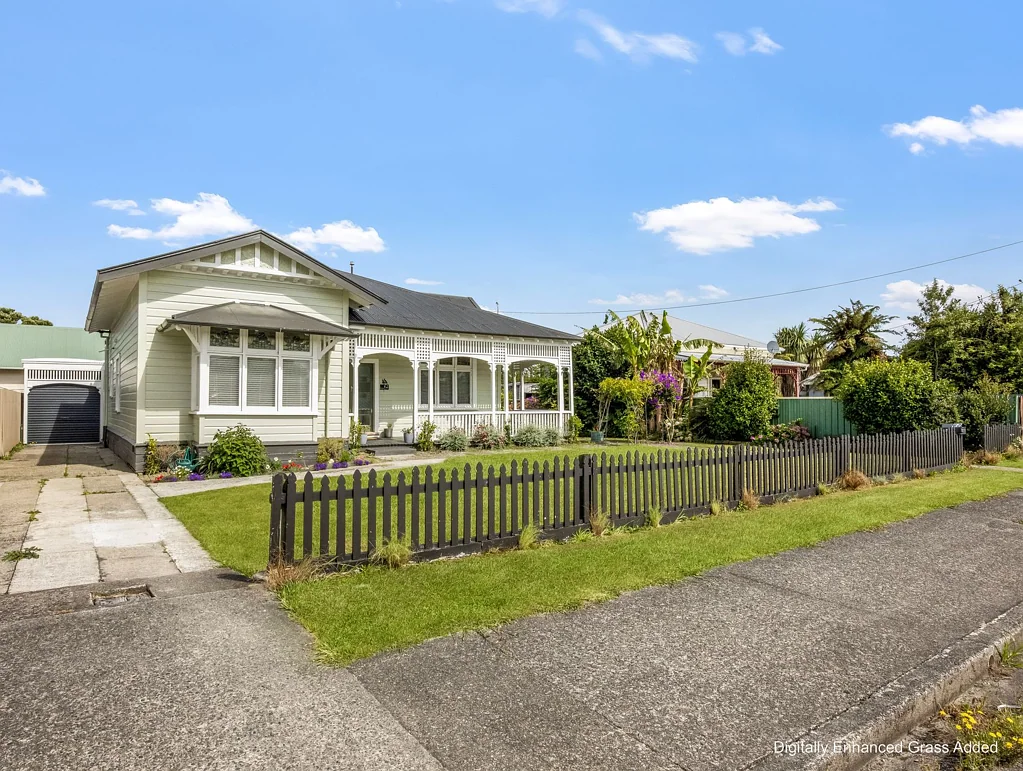 Westport 4 Slaapkamer Solid, Spacious and Move-In Ready