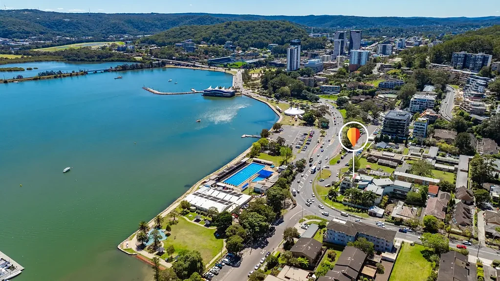 Point Frederick 3Kwarto Modern & Stylish Apartment in an Idyllic Waterfront Locale